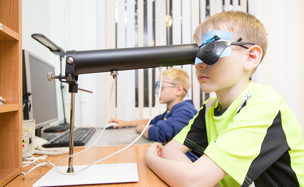 Аппаратное лечение близорукости