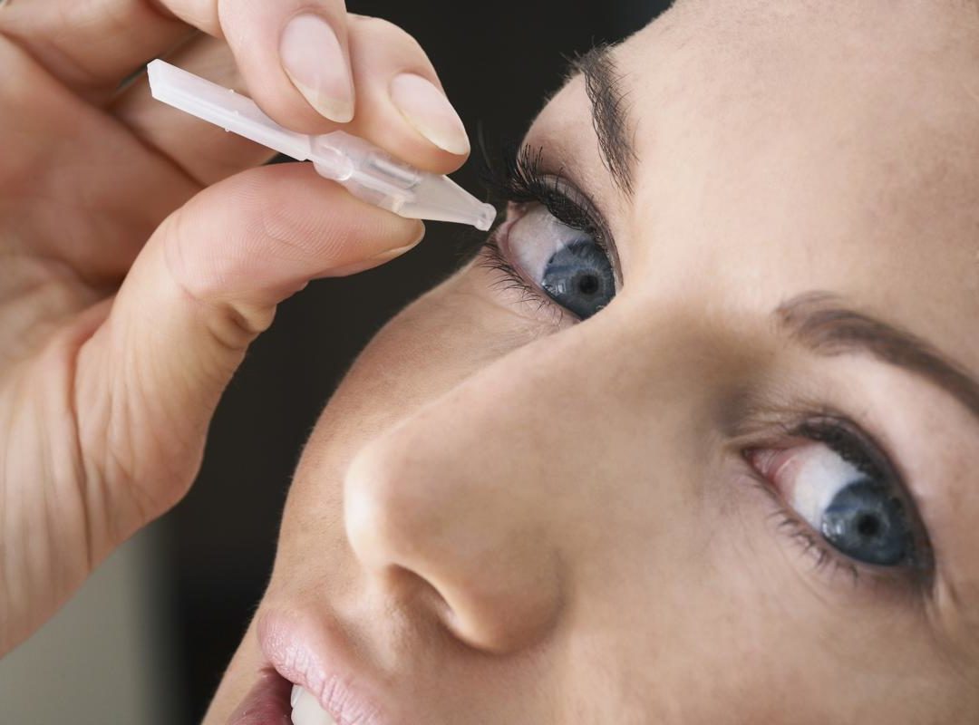 Почему глаза чешутся и краснеют