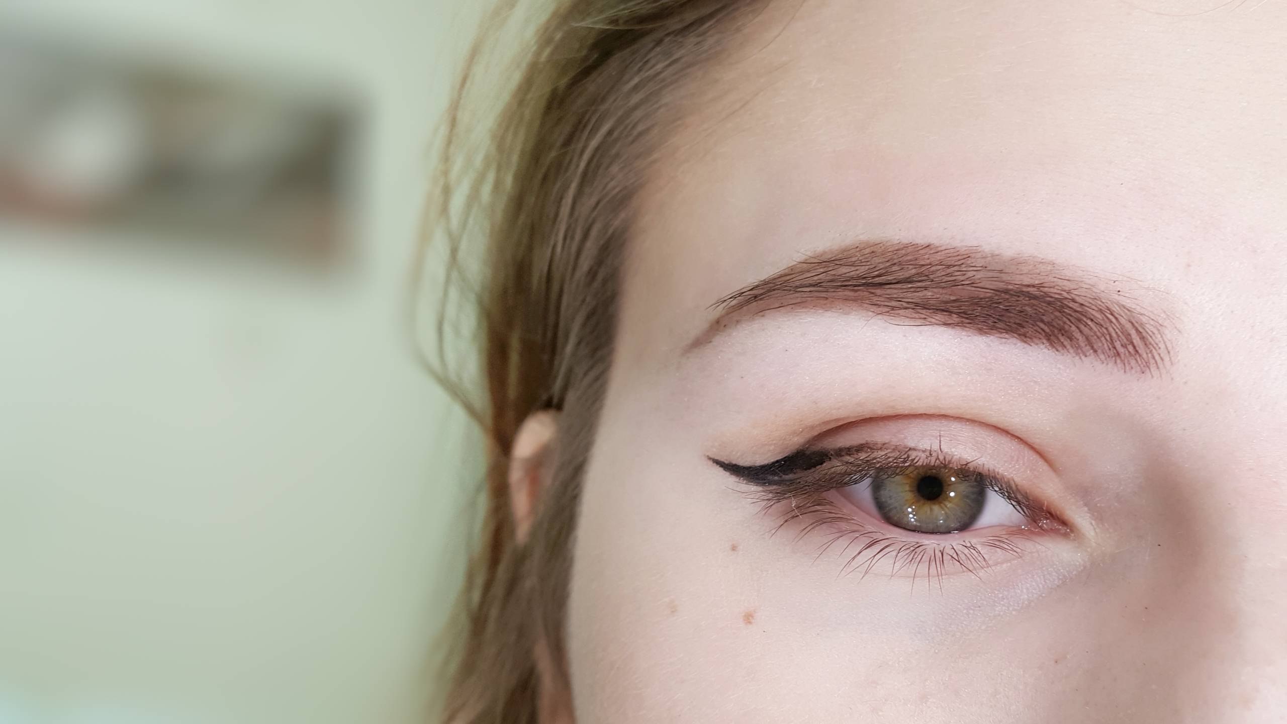 Подготовка к пудровому татуажу бровей