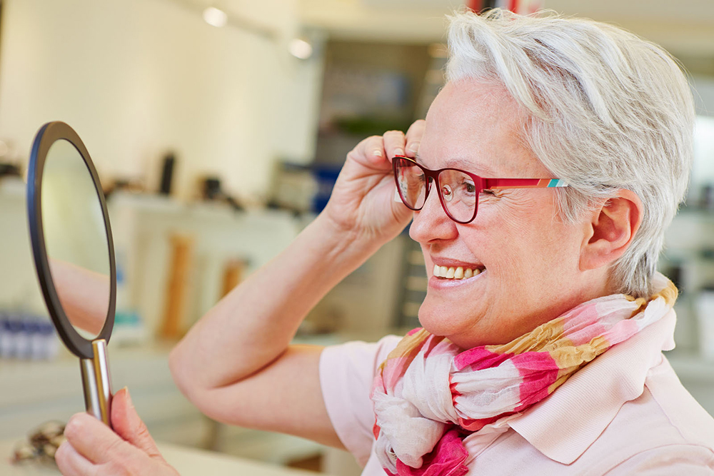 Падает зрение после 40, 45 лет - лечение возрастного снижения