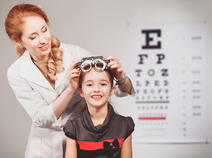 Можно ли детям носить линзы