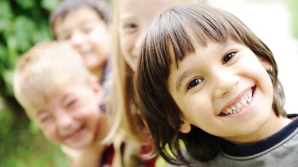 С каких лет линзы можно носить детям