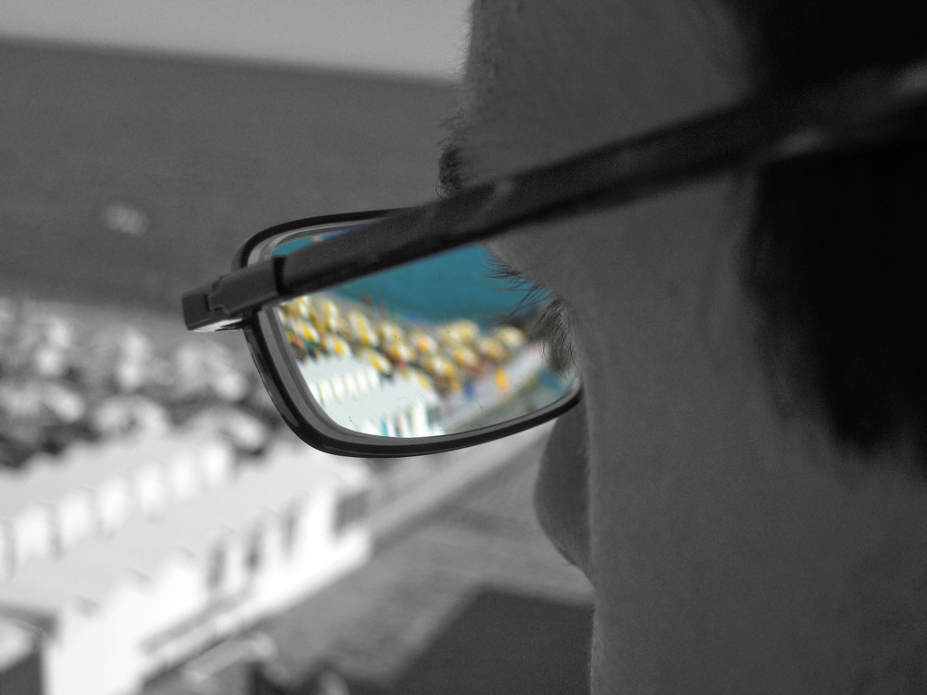 Специальные линзы и очки для дальтоников