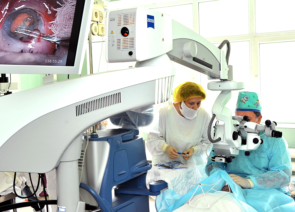 Лазерная факоэмульсификация