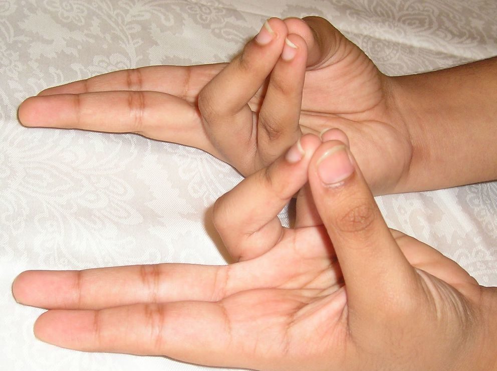 Мудры для улучшения зрения