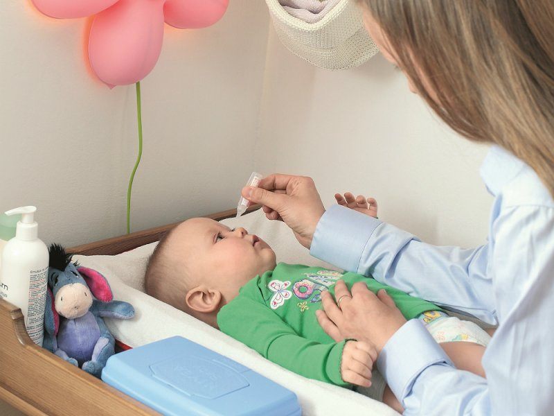 Капаем капли грудничку