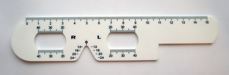 Как определить расстояние между зрачками для очков23