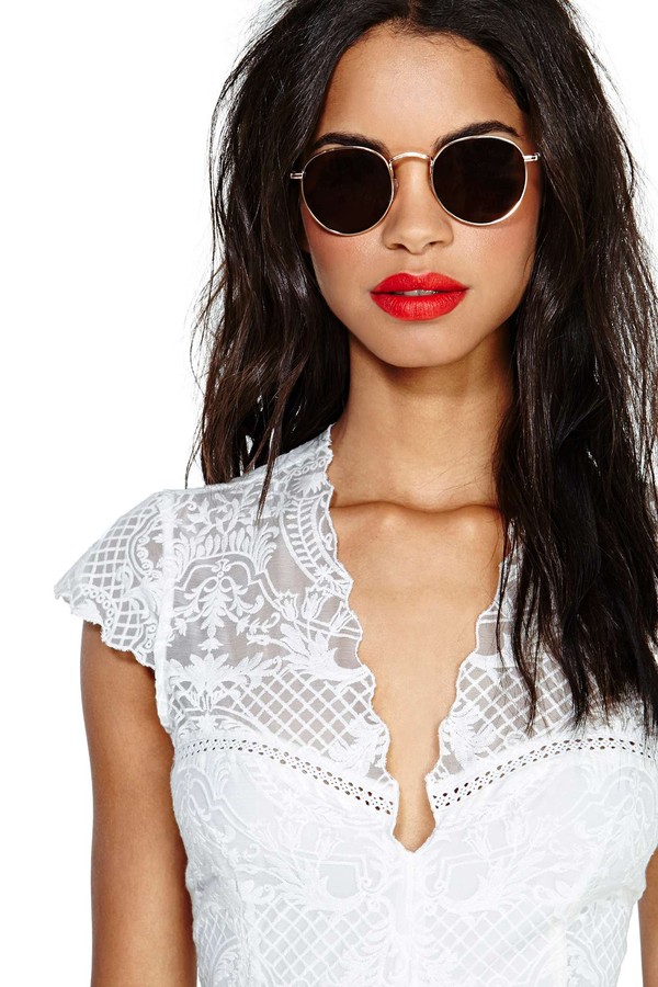 Круглое лицо