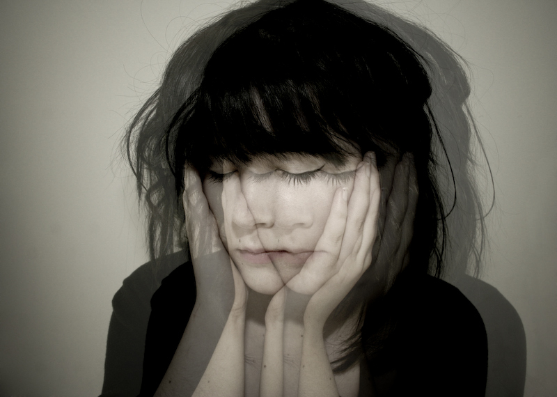 После замены хрусталика двоится в глазу