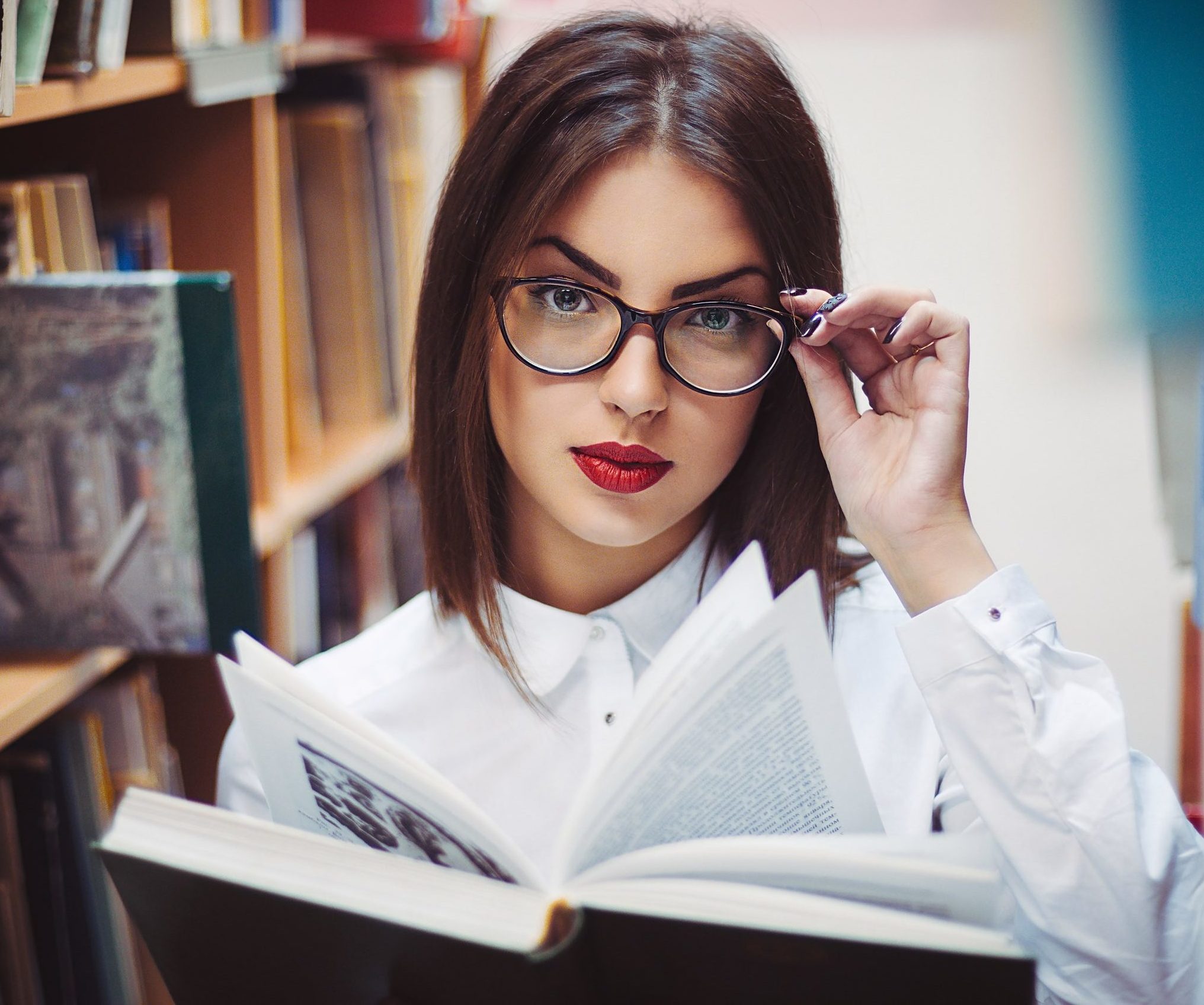 Как правильно подобрать очки для чтения