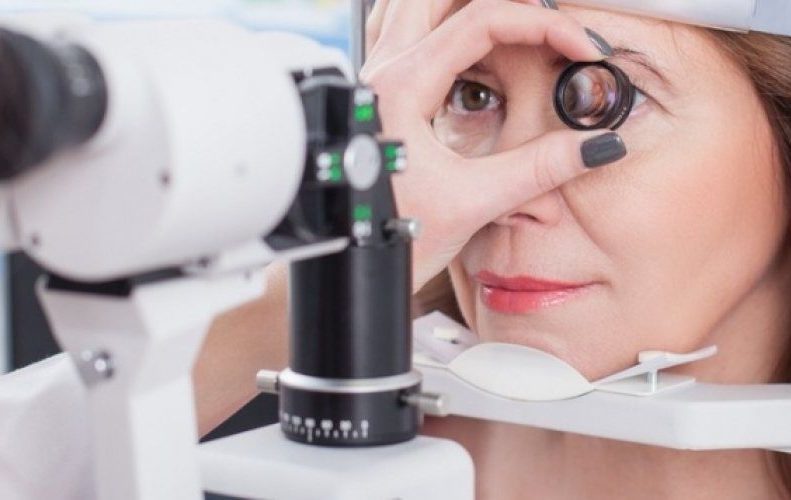 Подбор подходящих линз с врачом