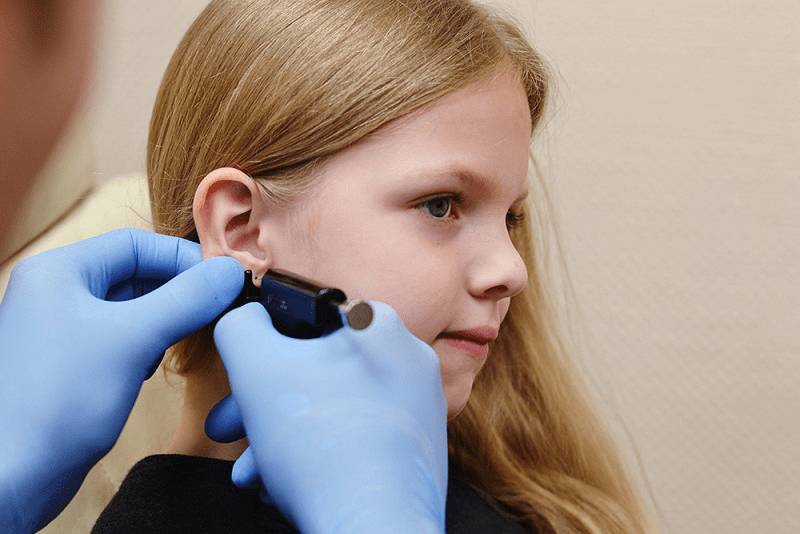 Влияет ли прокол ушей на зрение