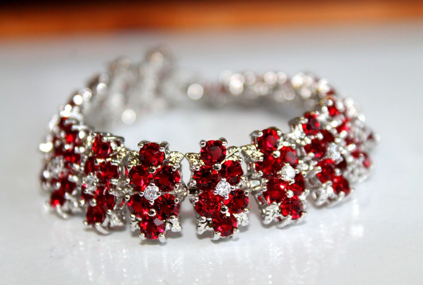 Карий цвет глаз