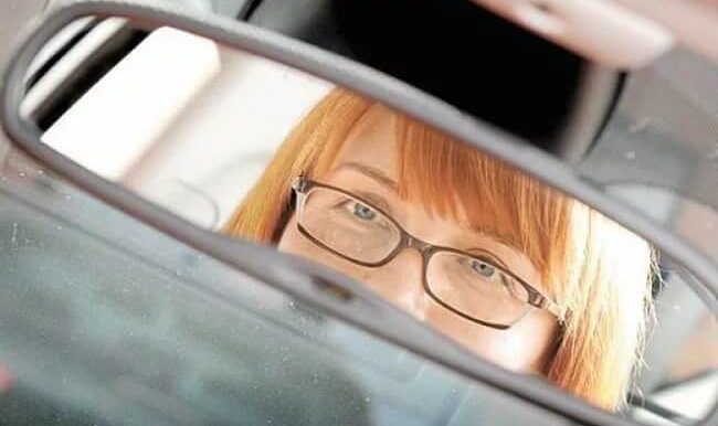 С каким зрением можно получить права